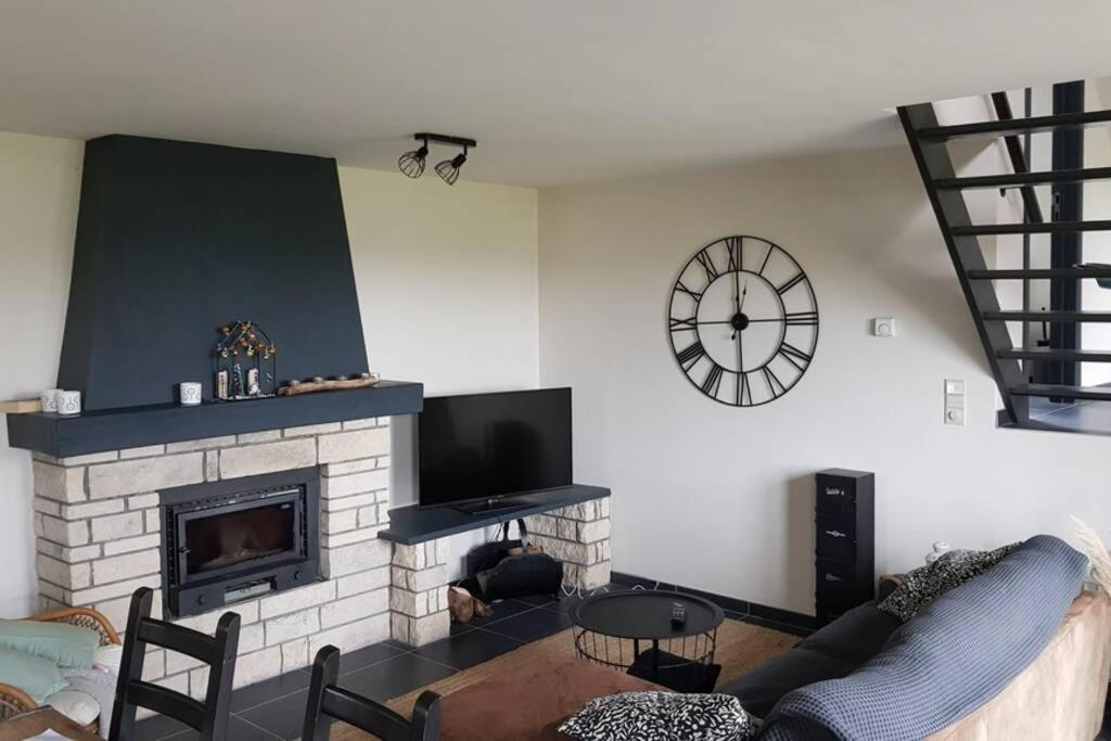 Appartement Isole, 1 Chambre Avec Terrasse Privee Ramillies Eksteriør bilde